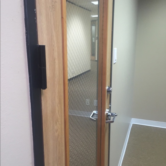 Meet your Posher, Niddi. - Picture 1 of 1